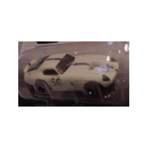  Tomy   SRT Daytona Coupe (Sebring White) Slot car (Slot 