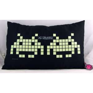  Taito 30th Anniversary Space Invaders pillow GLOWS import 