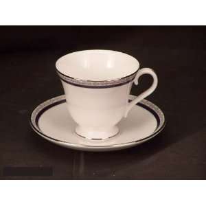  WEDGWOOD SEVILLE CUPS & SAUCERS: Kitchen & Dining