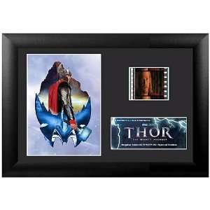   Ltd.   Thor Movie cadre Framed Mini Film Cell Thor Toys & Games