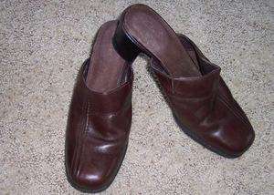 CLARKS brown leather slides mules clogs shoes heels 8 M  