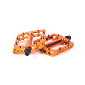  eclat Surge CNC Pedals   1 Pair, 9/16, 17mm Flat, Orange 