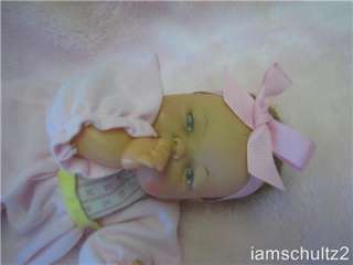   Vintage 1960s IDEAL OTT 14 Thumbelina Newborn Baby Doll  