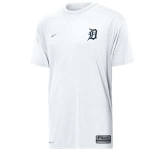 Nike Detroit Tigers White Training Top T shirt:  Sports 