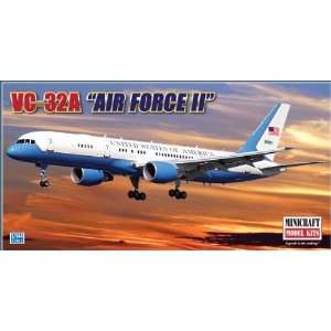   Minicraft Models VC 32A Air Force Two (757) 1/144 Scale: Toys & Games