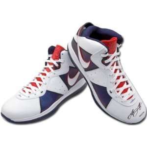  LEBRON JAMES Hand Signed Nike Zoom VII HEAT Shoes UDA 