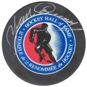  Autographed/Hand Signed Hockey Hall of Fame Puck: Sports & Outdoors