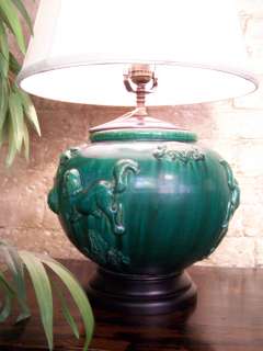 Chinese Foo Dog Jar Table Lamp and Shade  