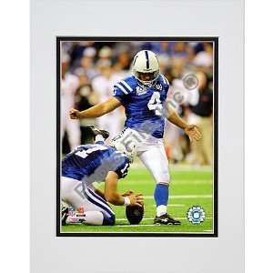   File Indianapolis Colts Adam Vinatieri Matted Photo: Sports & Outdoors