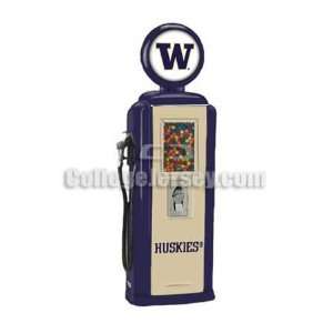  Washington Huskies Replica Gas Pump Memorabilia. Sports 