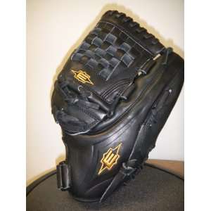 EASTON EFP125B 12.5 SOFTBALL GLOVE 