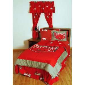 Arkansas Razorbacks Bed in a Bag   With Team Colored 