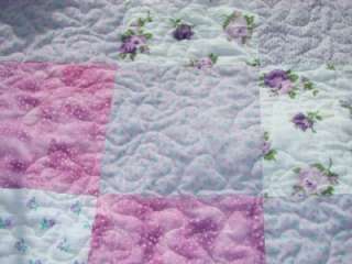 LOVELY LAVENDER VALENTINE ROSE VERMICELLI QUILTED LILAC VINTAGE THROW 