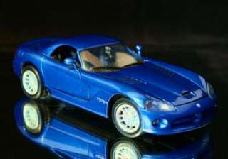 2003 Dodge Viper SRT 10 MOTORMAX Diecast 1:24 Blue  