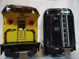   Union Pacific WIND UP Train Set 4 pc Engine & 3 TIN Cars + Track USA