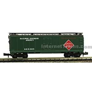   Model Power N Scale 40 Refrigerator Car   REA Express Toys & Games