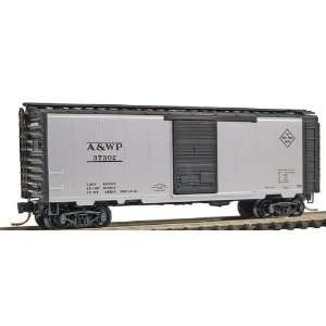  Micro Trains N Scale 40 Standard Box Car w/Single 