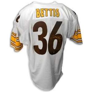  Jerome Bettis Autographed Throwback White Jersey: Sports 