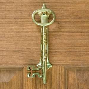  Large Key Door Knocker   Polished & Lacquered Brass