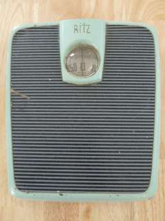 Ritz Vintage Bathroom Scale 1950s Color Light Mint  