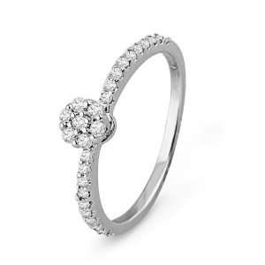  Gold Round Diamond Flower Promise Ring (1/4 cttw): D GOLD: Jewelry