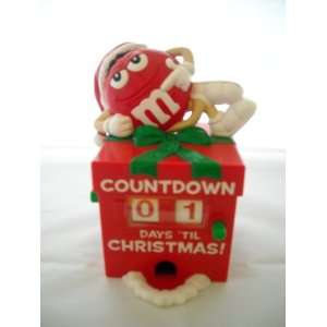   Days Til Christmas Candy Dispenser New Without Box 