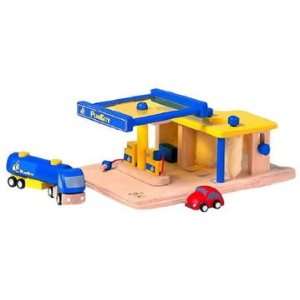  Plan Toys Gas Station   Plan City Fuel Building Toys 