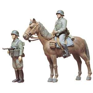    Tamiya 1/35 German Wehrmacht Mounted Infantry Set Toys & Games
