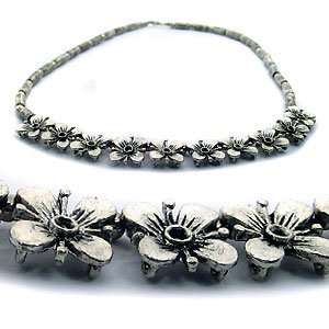  Tibetan Hand made Necklace with Petite Flowers in Silver 