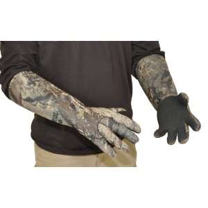    Avery Mossy Oak Neoprene Gauntlet Gloves: Sports & Outdoors
