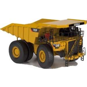  1/50 CAT 793F Mining Truck: Toys & Games