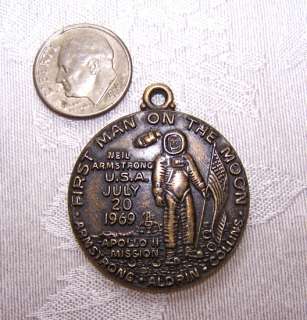 FIRST MAN ON MOON~COIN Pendnt~Armstrong~UNIQUE On BACK  