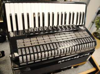 Weltmeister Piano Accordion Saphir 120 Bass Special Black Polish 