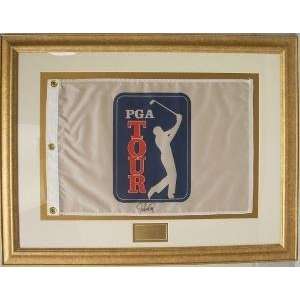 Davis Love, III signed PGA Tour Flag Custom Framed   Autographed Pin 