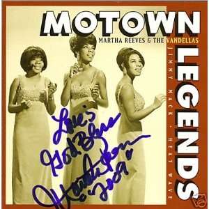 MARTHA REEVES Signed CD MOTOWN LEGENDS with COA   Sports Memorabilia