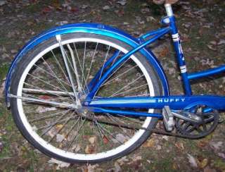 VINTAGE/ANTIQUE BLUE~HUFFY~ BICYCLE/BIKE 26 INCH  