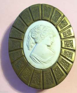 VINTAGE BRASS CAMEO DRAWER PULL HANDLE HYER PAT PEND  