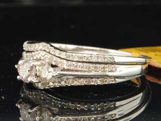   GOLD ROUND 3 STONE DIAMOND ENGAGEMENT RING BRIDAL WEDDING BAND  
